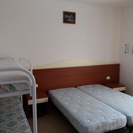 Residence Blue Caorle Bagian luar foto