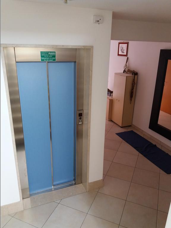 Residence Blue Caorle Bagian luar foto