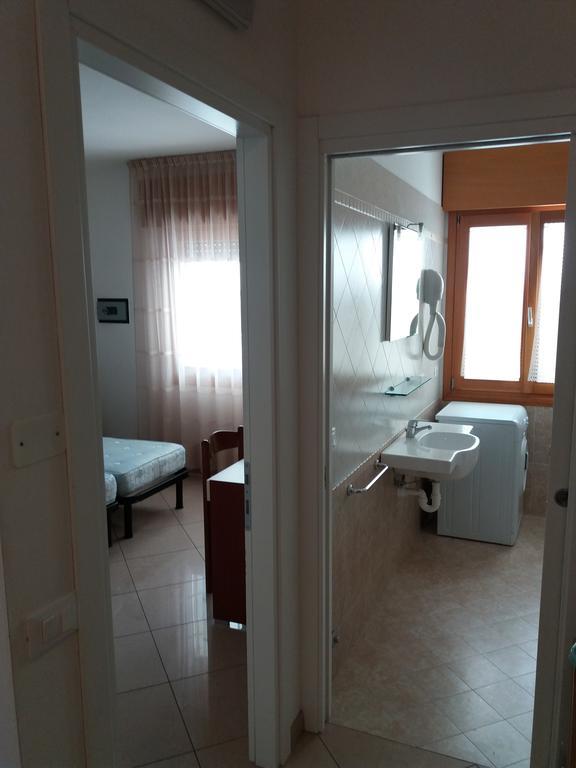 Residence Blue Caorle Bagian luar foto